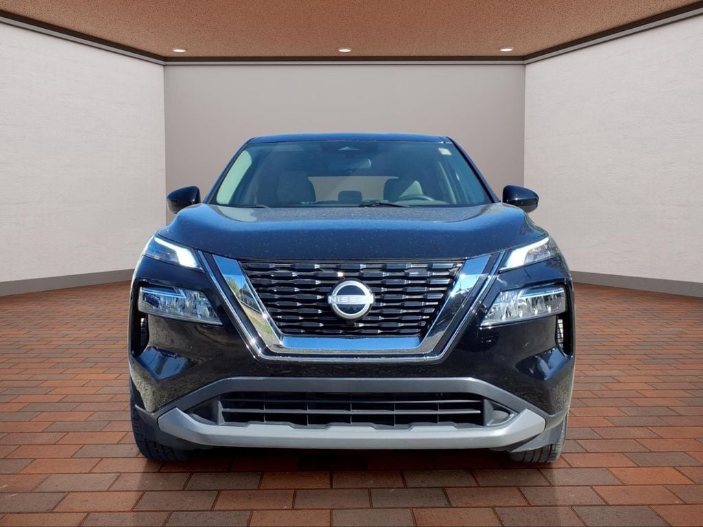 Used 2023 Nissan Rogue SV with VIN JN8BT3BA9PW423016 for sale in Hampshire, IL