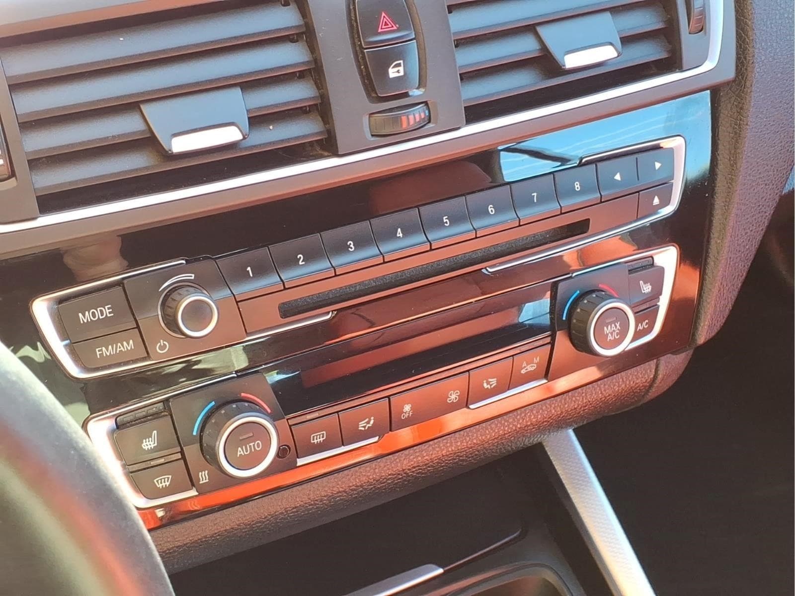 2016 BMW 2 Series M235i - Photo 10