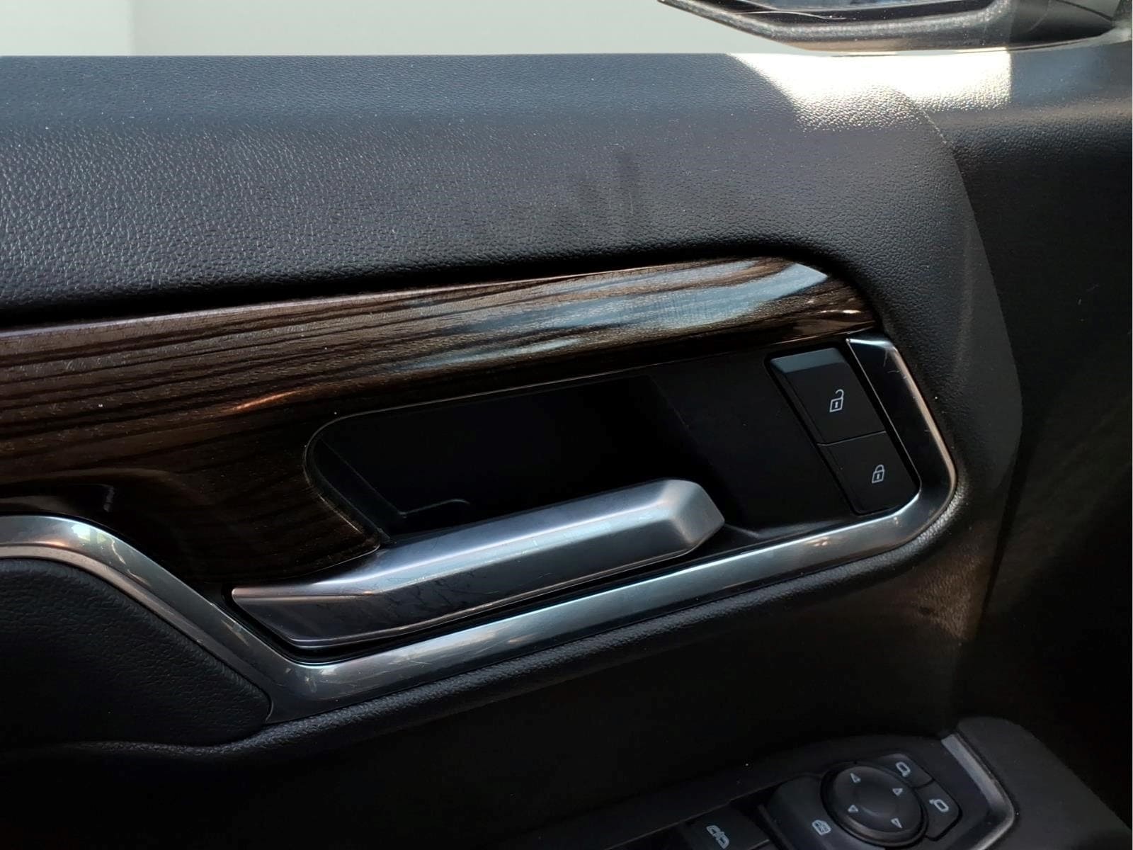 2022 Chevrolet Silverado 1500 LT - Photo 16