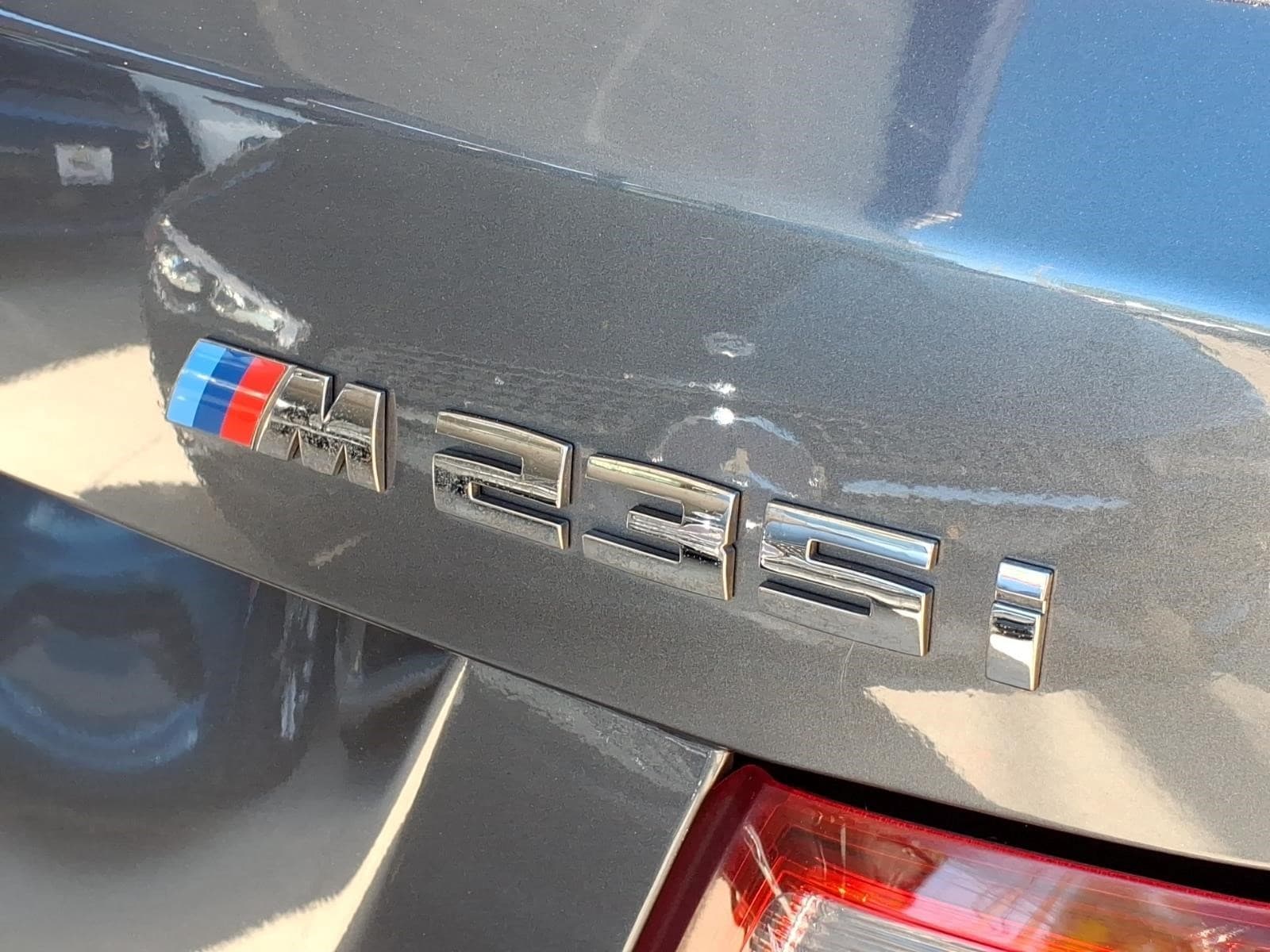 2016 BMW 2 Series M235i - Photo 31