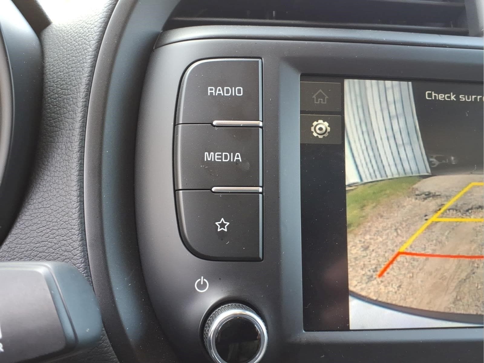 2025 Kia Soul LX - Photo 11