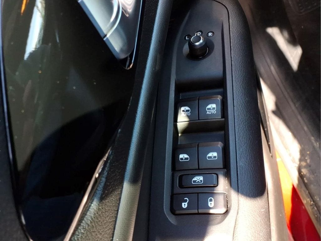 2025 Jeep Compass Trailhawk - Photo 18