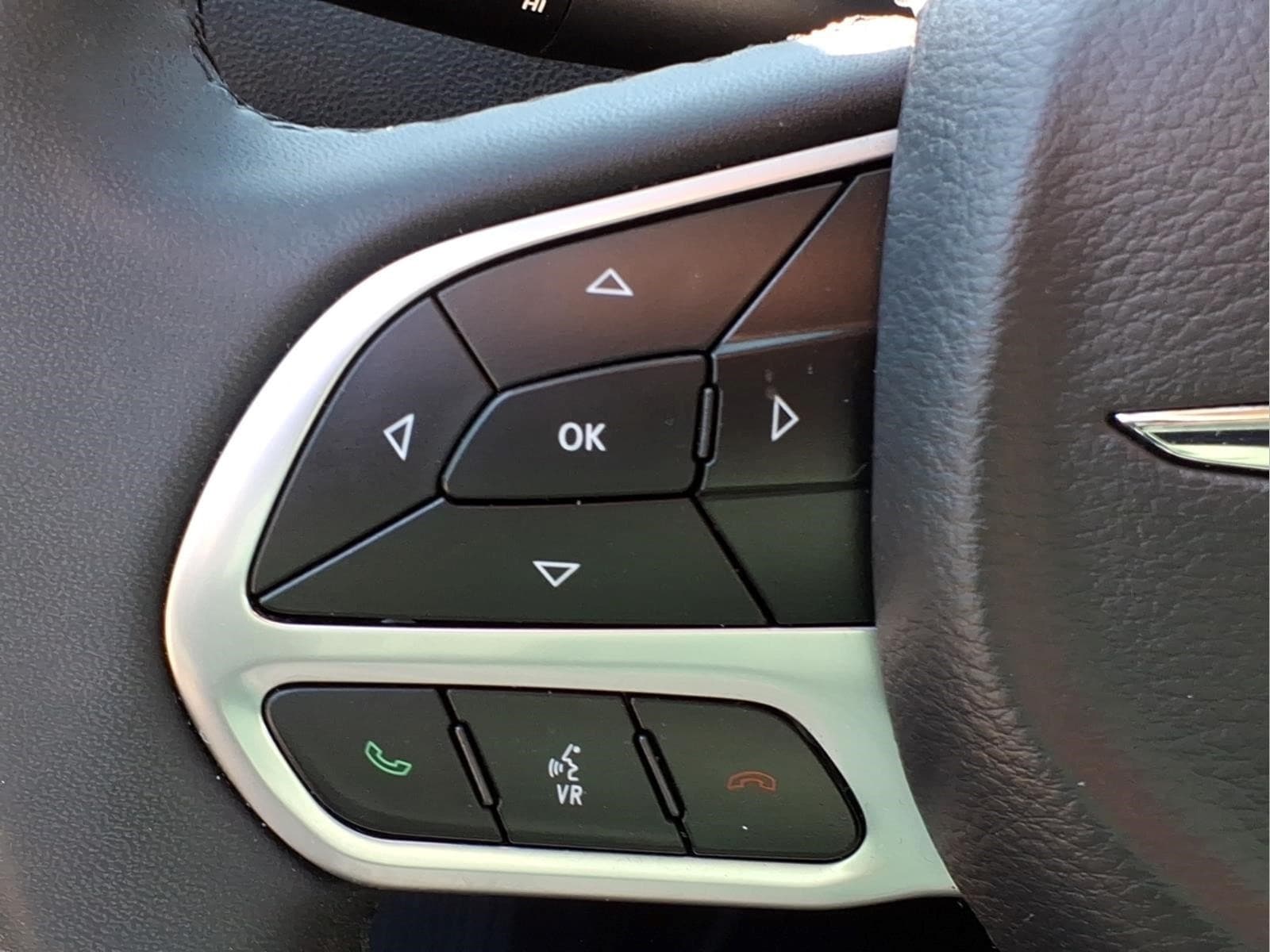 2023 Chrysler 300 Touring - Photo 20