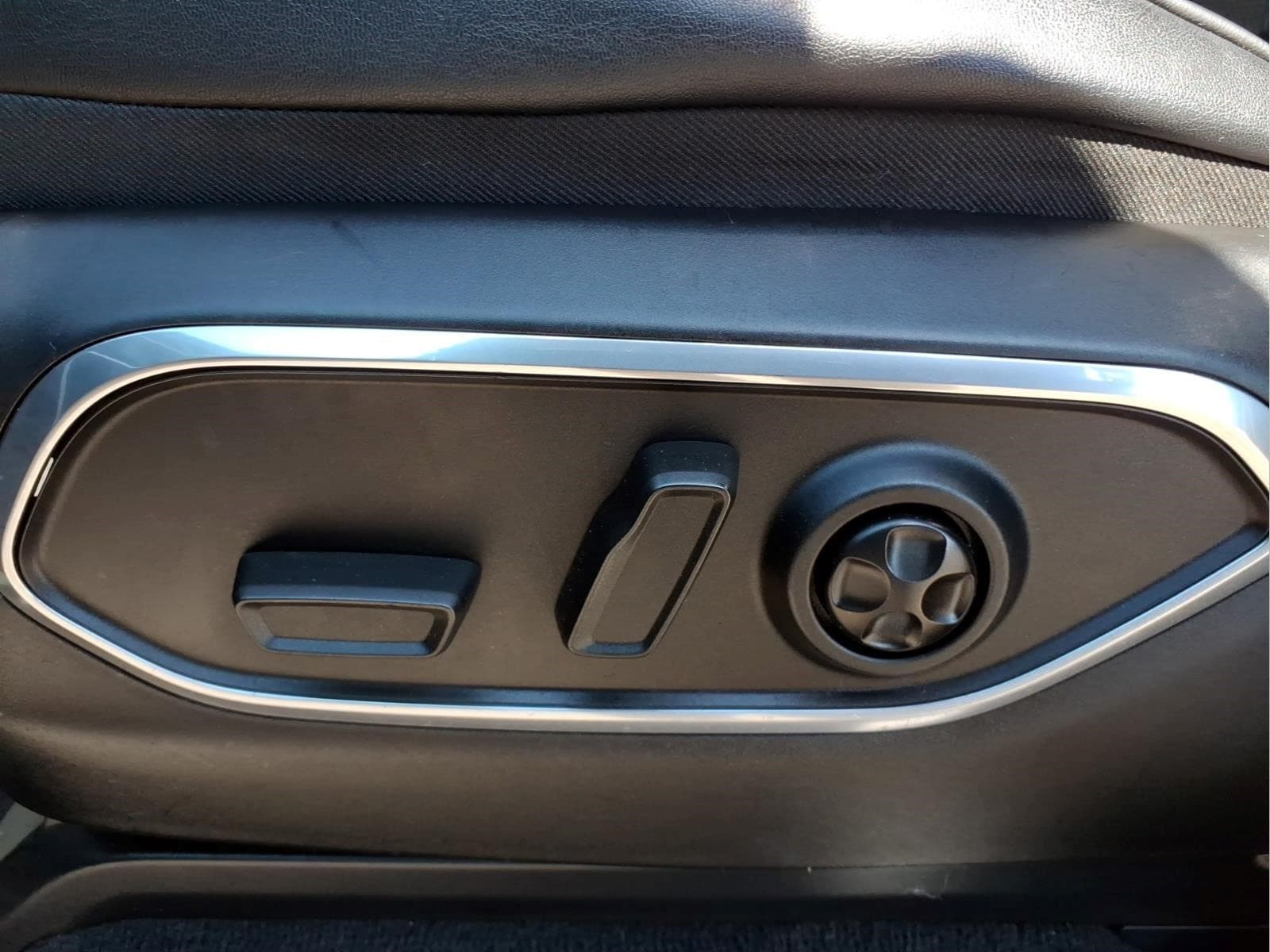 2024 Jeep Wagoneer L Series III - Photo 27