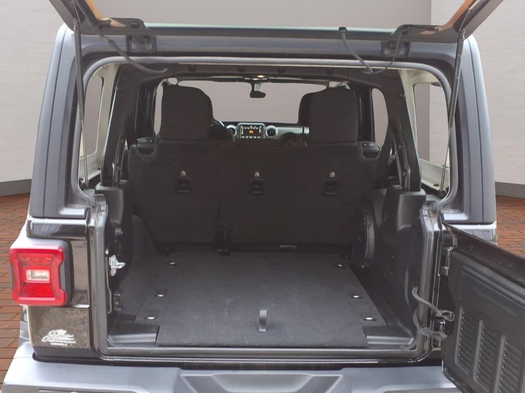 2018 Jeep All-New Wrangler Unlimited Sahara - Photo 33