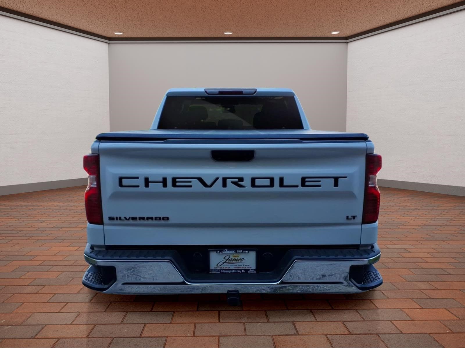 2022 Chevrolet Silverado 1500 LT - Photo 6