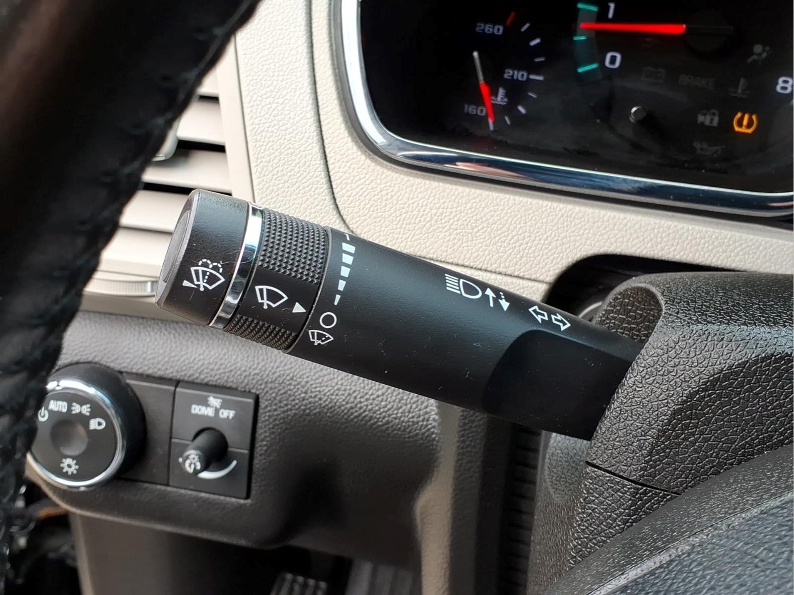 2009 Chevrolet Traverse LTZ - Photo 24