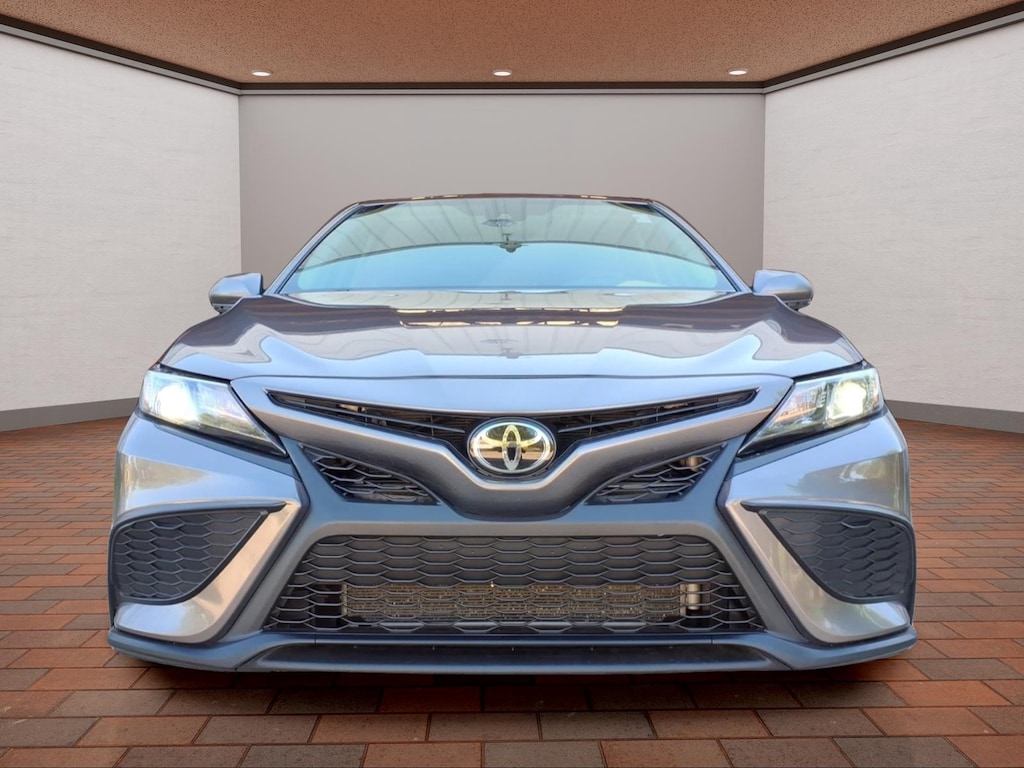 Used 2024 Toyota Camry SE Sedan
