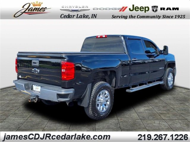 2015 Chevrolet Silverado 2500HD LT photo 4