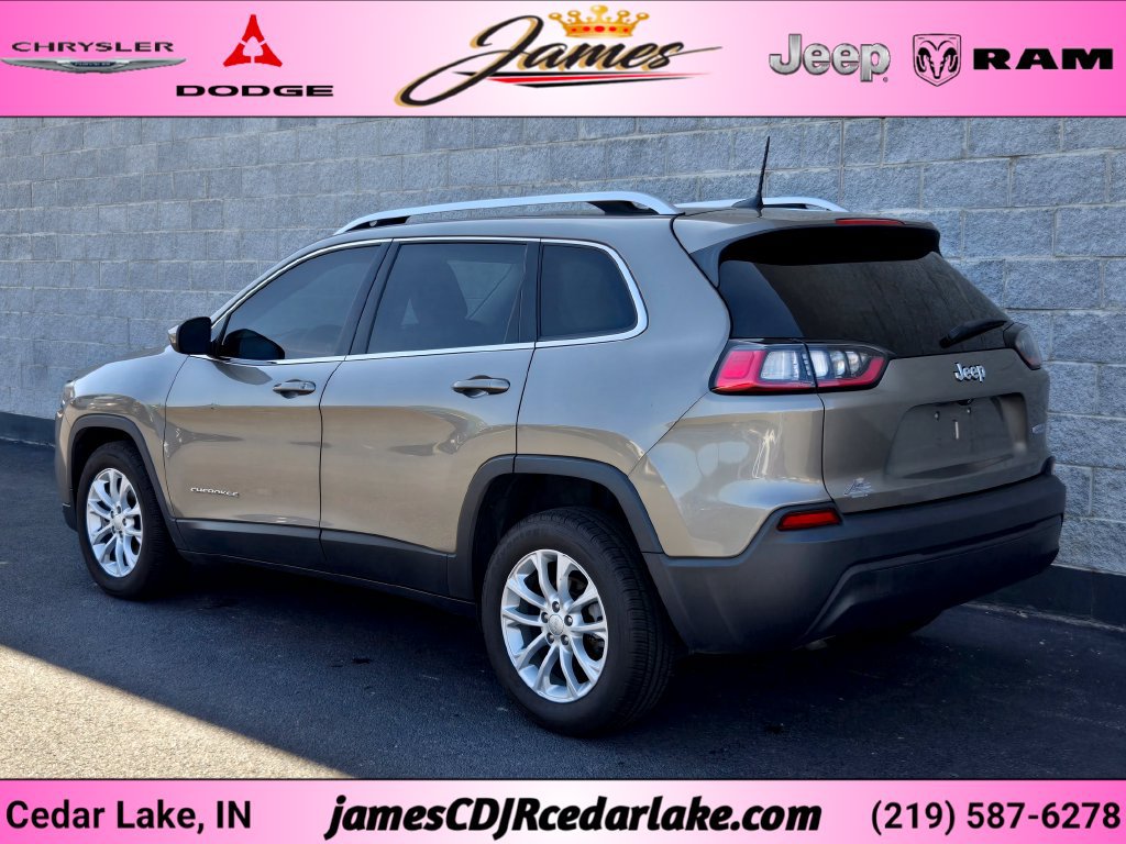 Used 2019 Jeep Cherokee Latitude FWD SUV