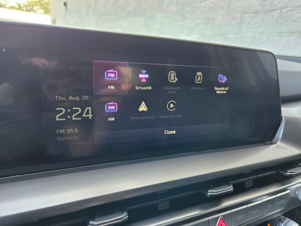2025 Kia Telluride S - Photo 21