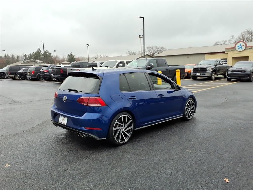 2019 Volkswagen Golf R 4Motion photo 4