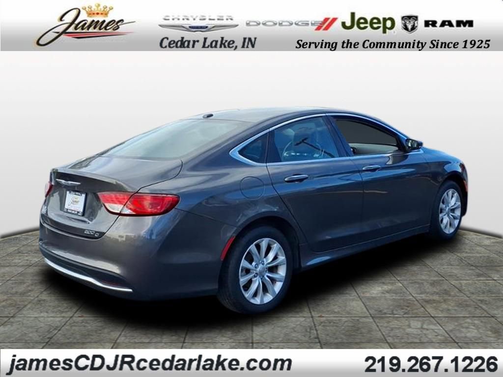 2015 Chrysler 200 C photo 3