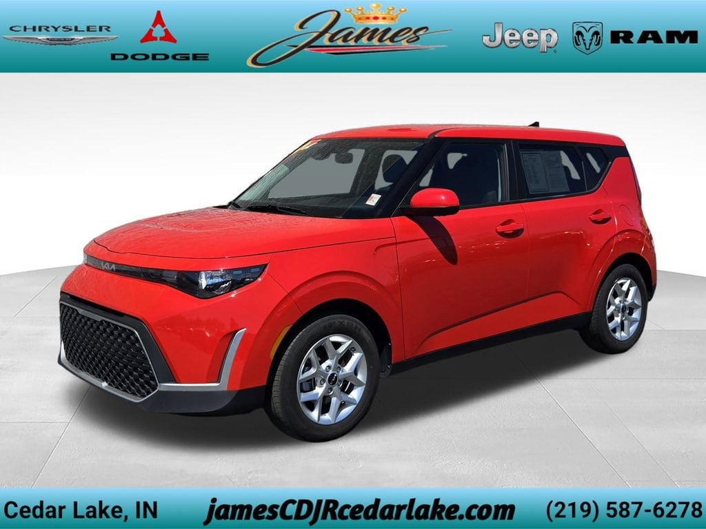 2025 Kia Soul 2.0L LX IVT's photo