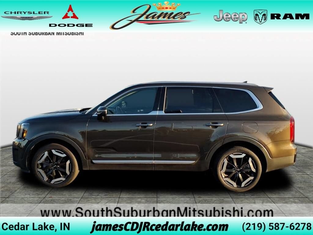 Used 2025 Kia Telluride S SUV