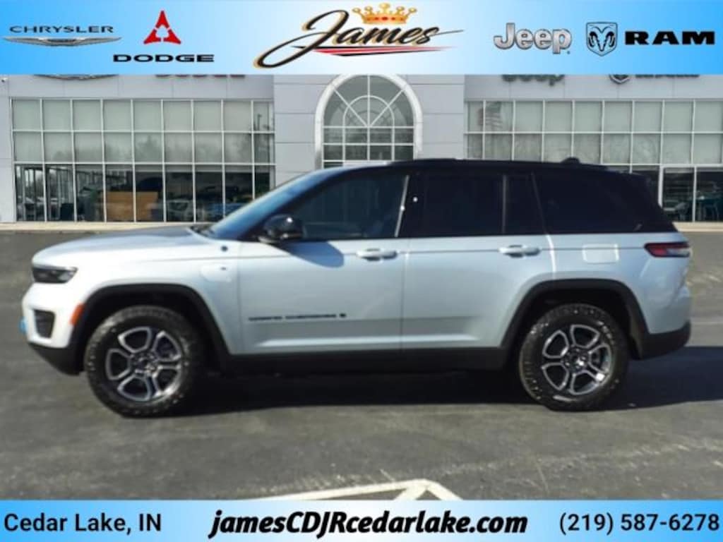 New 2023 Jeep Grand Cherokee Trailhawk 4xe Sport Utility