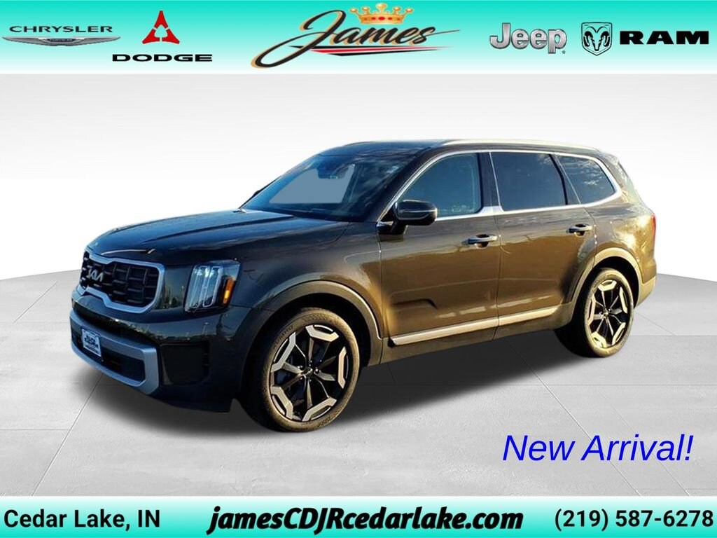 Used 2025 Kia Telluride S SUV