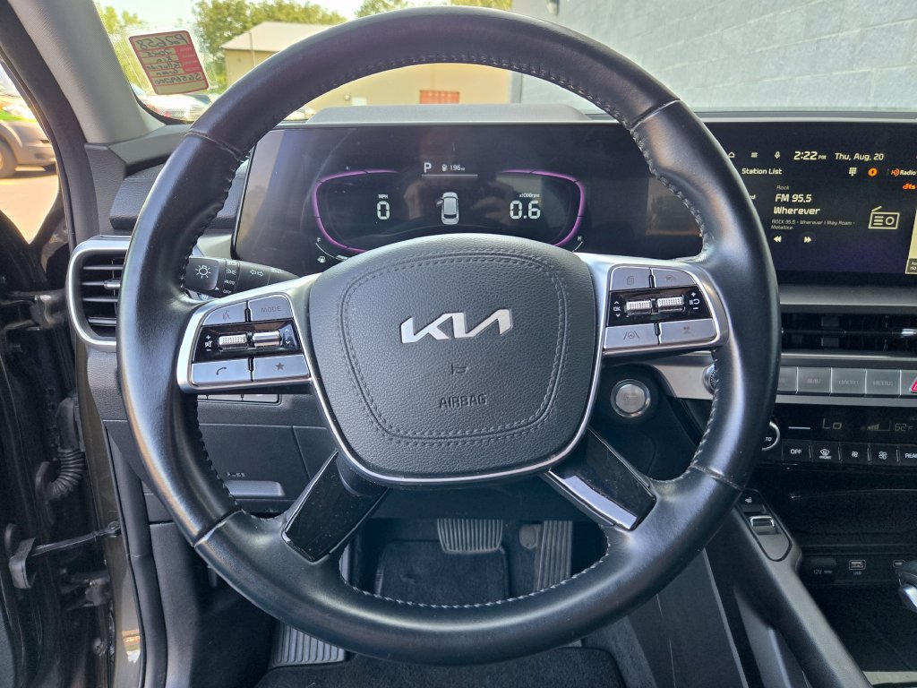 2025 Kia Telluride S - Photo 17