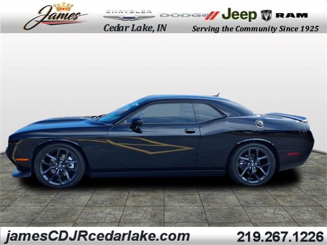 2022 Dodge Challenger R/T photo 2