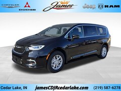 2026 Chrysler Pacifica Select Passenger Van