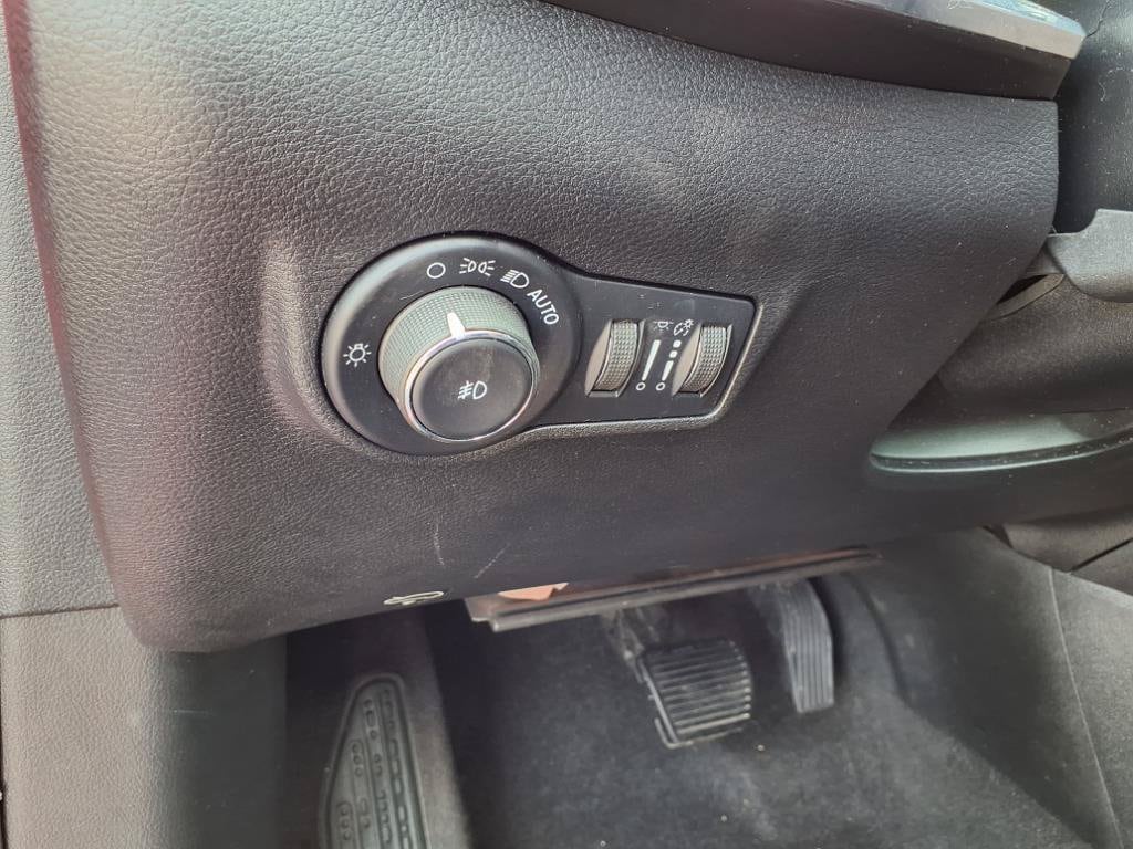2022 Jeep Compass (RED) Edition - Photo 18