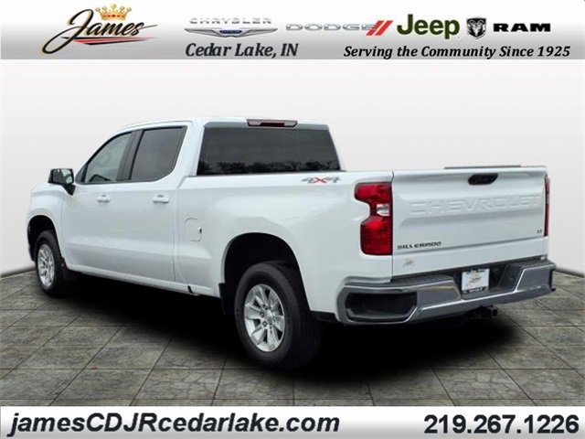 2024 Chevrolet Silverado 1500 LT photo 3