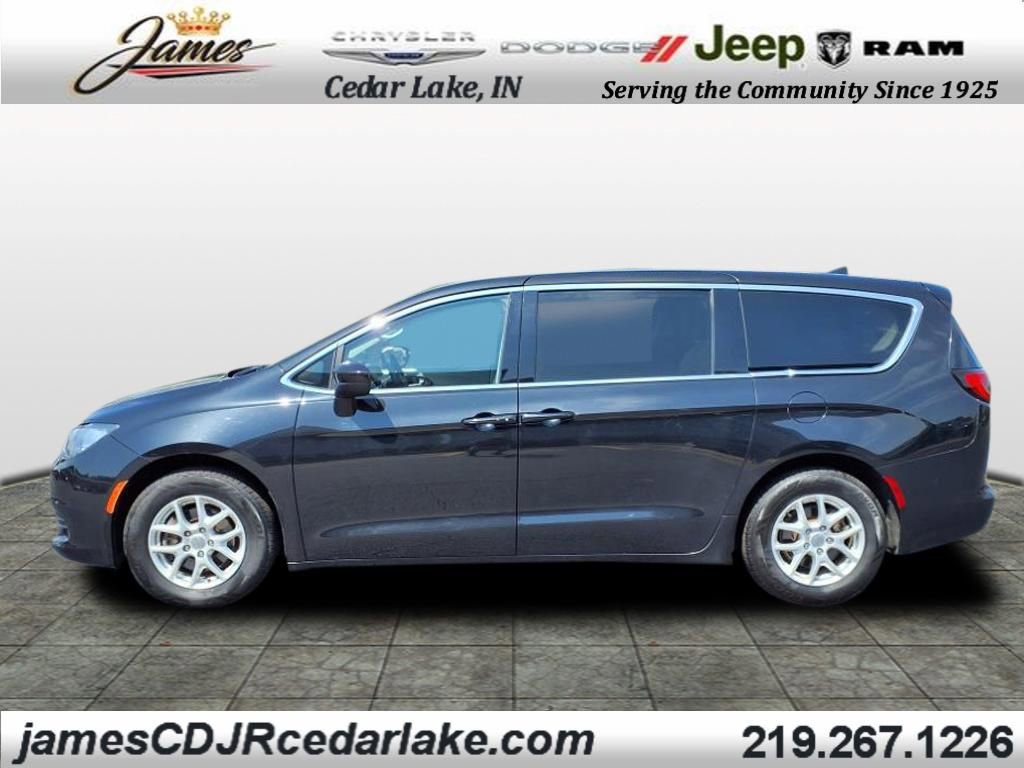2020 Chrysler Voyager LX photo 2