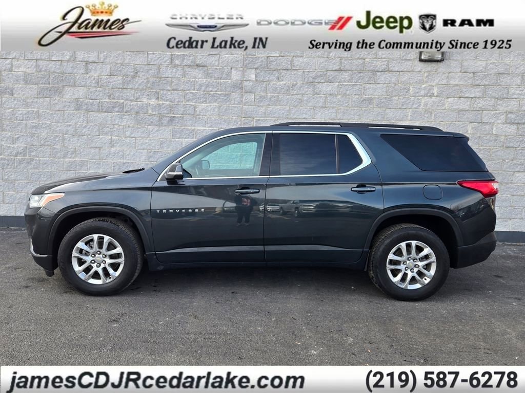 Used 2021 Chevrolet Traverse 1LT with VIN 1GNEVGKWXMJ201719 for sale in Cedar Lake, IN