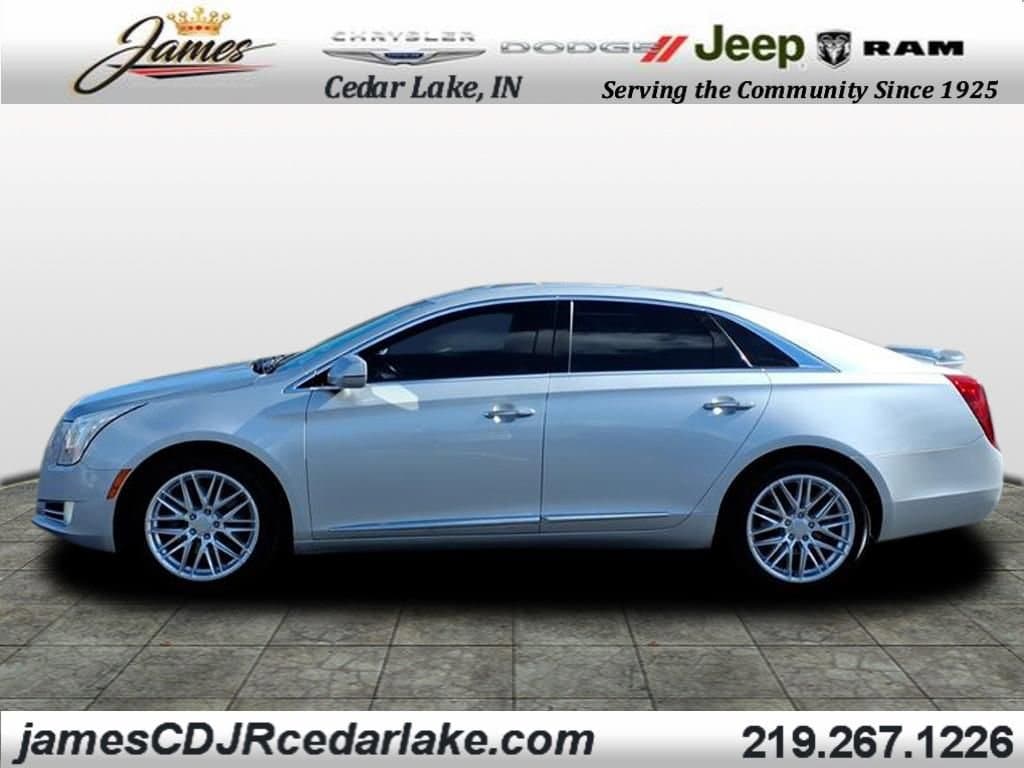 Used 2013 Cadillac XTS Luxury Collection with VIN 2G61R5S38D9240023 for sale in Cedar Lake, IN