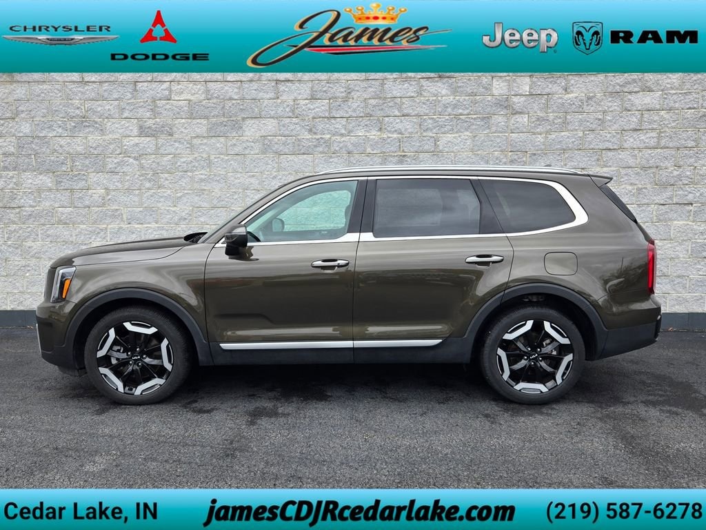 Used 2025 Kia Telluride S SUV