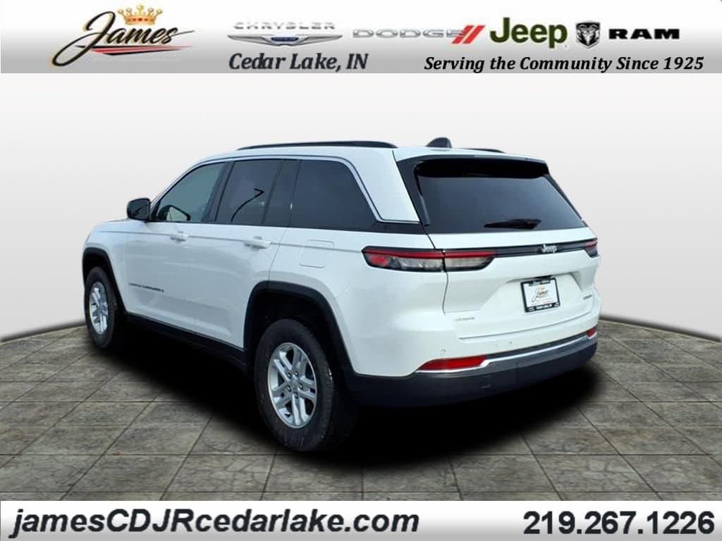 Used 2024 Jeep Grand Cherokee Laredo SUV