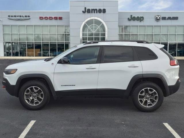 Used 2020 Jeep Cherokee Trailhawk with VIN 1C4PJMBX4LD517778 for sale in Cedar Lake, IN