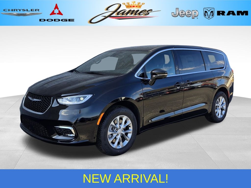 New 2026 Chrysler Pacifica SELECT AWD Passenger Van