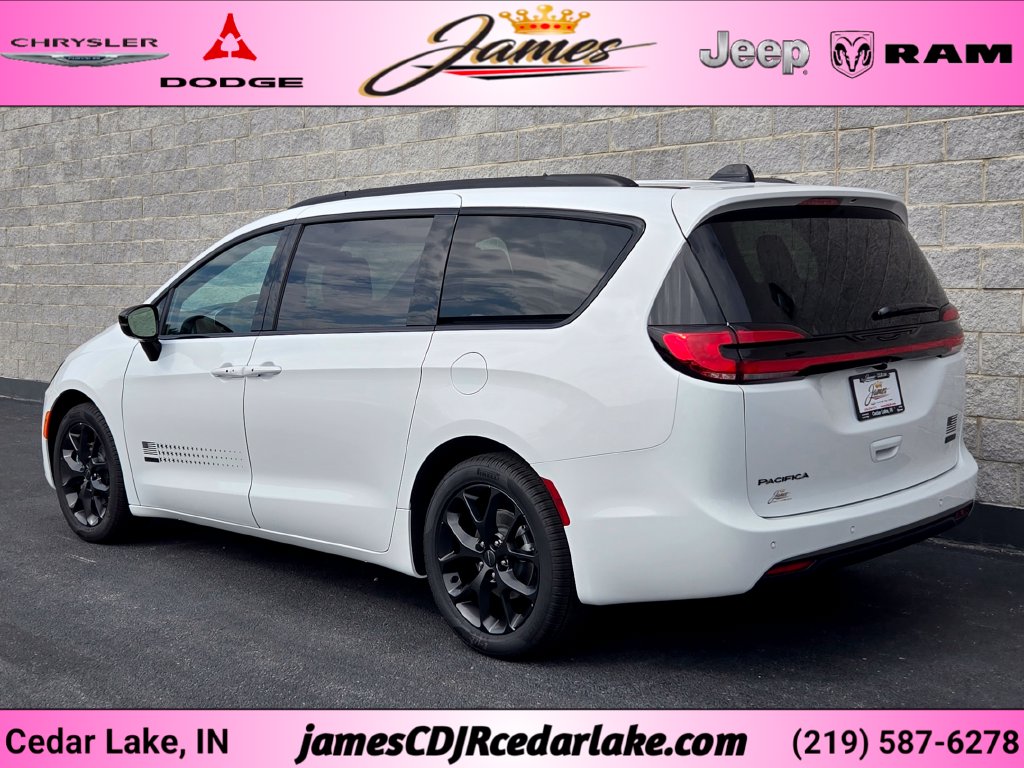 New 2027 Chrysler Pacifica SELECT Passenger Van