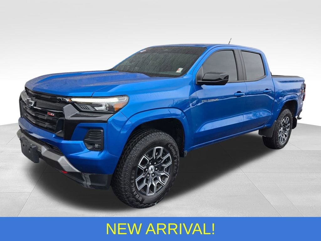 2023 Chevrolet Colorado Truck Crew Cab 