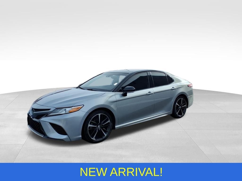 2020 Toyota Camry XSE's photo