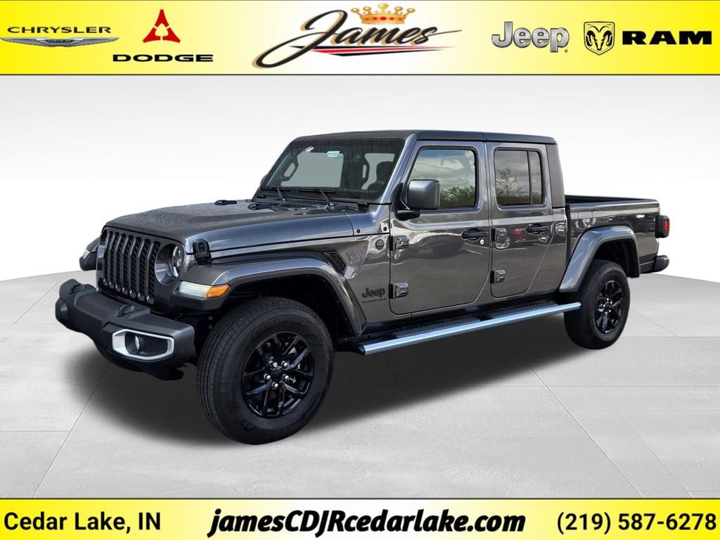 Used 2023 Jeep Gladiator Sport Truck Crew Cab