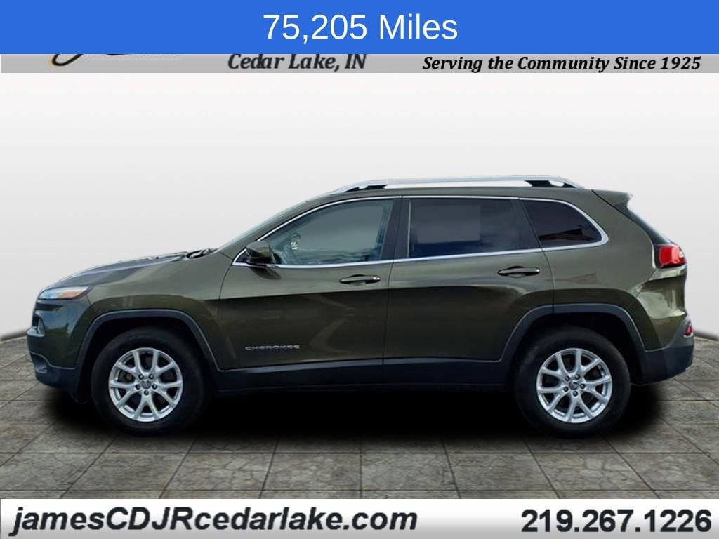Used 2015 Jeep Cherokee Latitude with VIN 1C4PJMCS5FW698207 for sale in Cedar Lake, IN