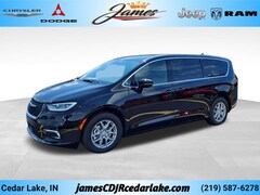2026 Chrysler Pacifica Select Passenger Van