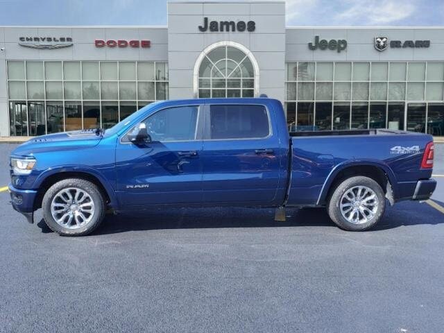 Used 2022 RAM Ram 1500 Pickup Laramie with VIN 1C6SRFRT9NN388748 for sale in Momence, IL