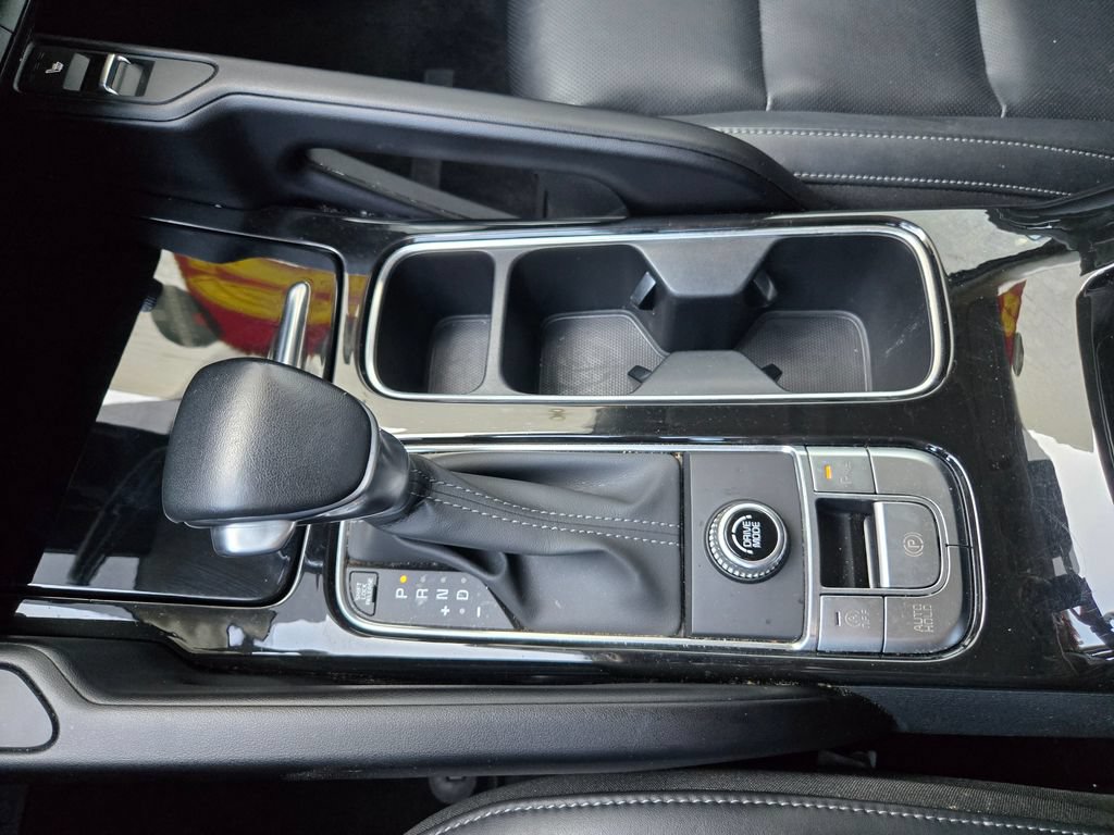 2025 Kia Telluride S - Photo 26