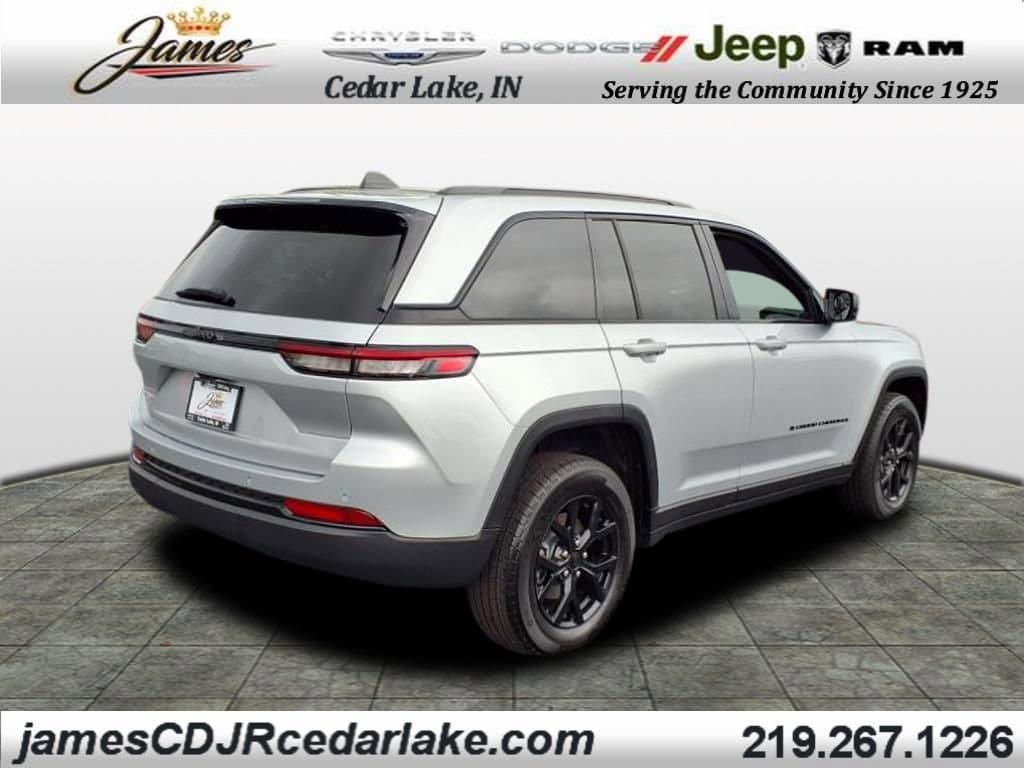 Used 2024 Jeep Grand Cherokee Altitude SUV