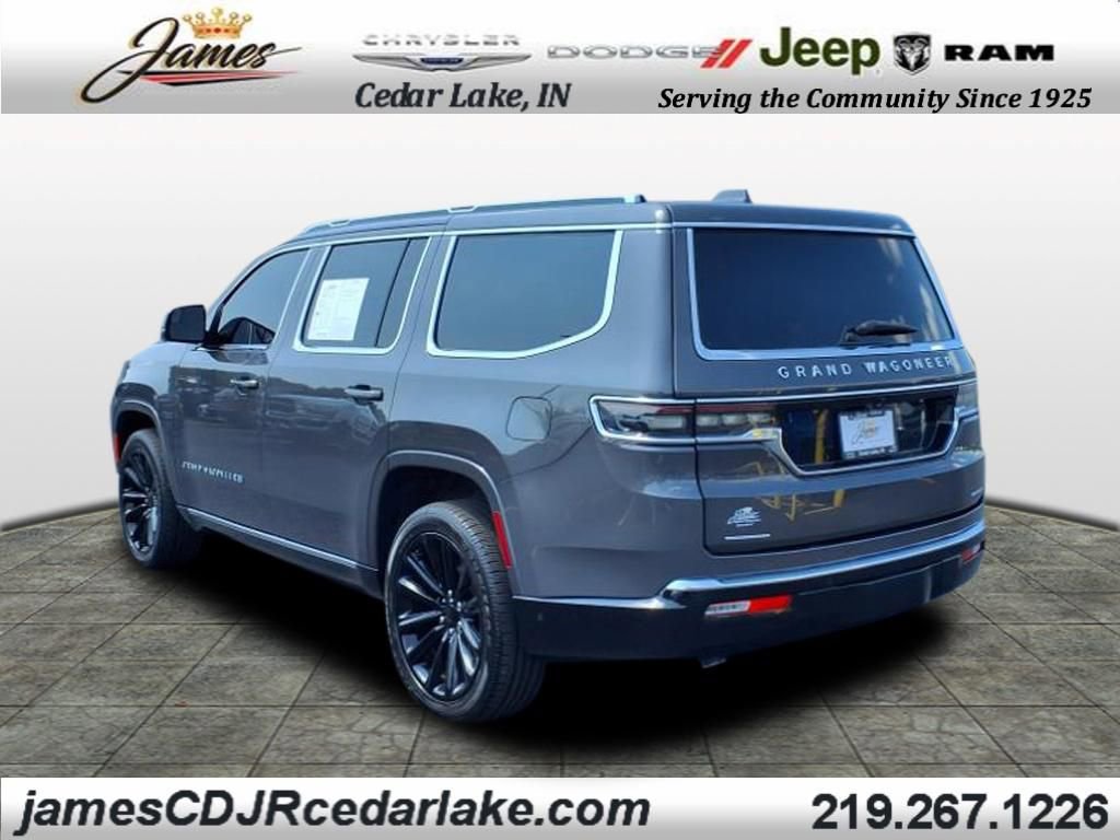 2022 Jeep Grand Wagoneer II photo 3