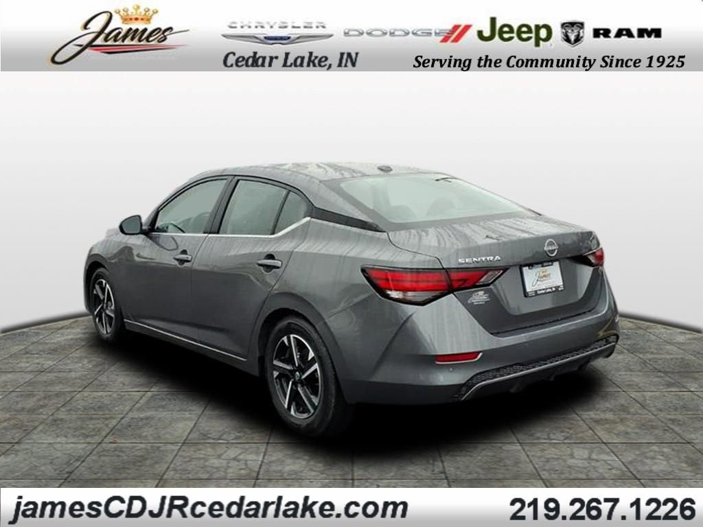 2025 Nissan Sentra SV photo 3