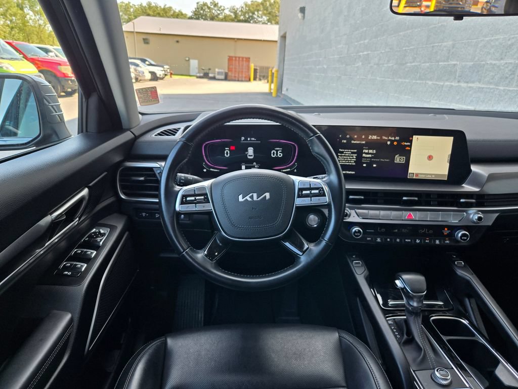 2025 Kia Telluride S - Photo 31