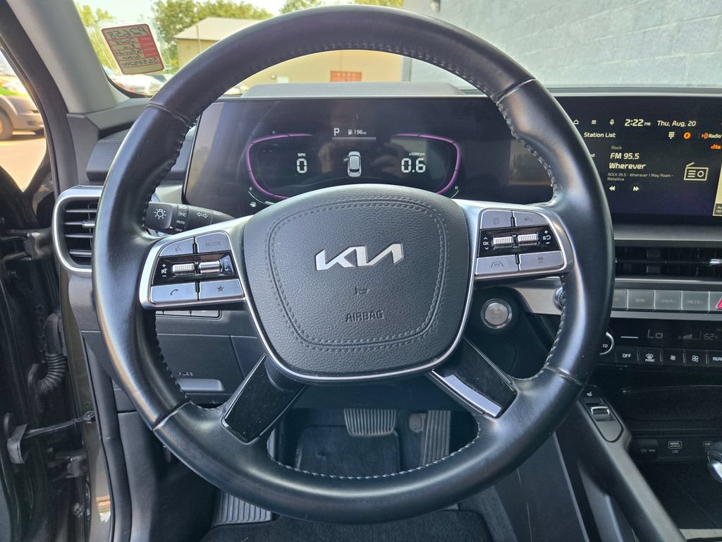 2025 Kia Telluride S - Photo 16