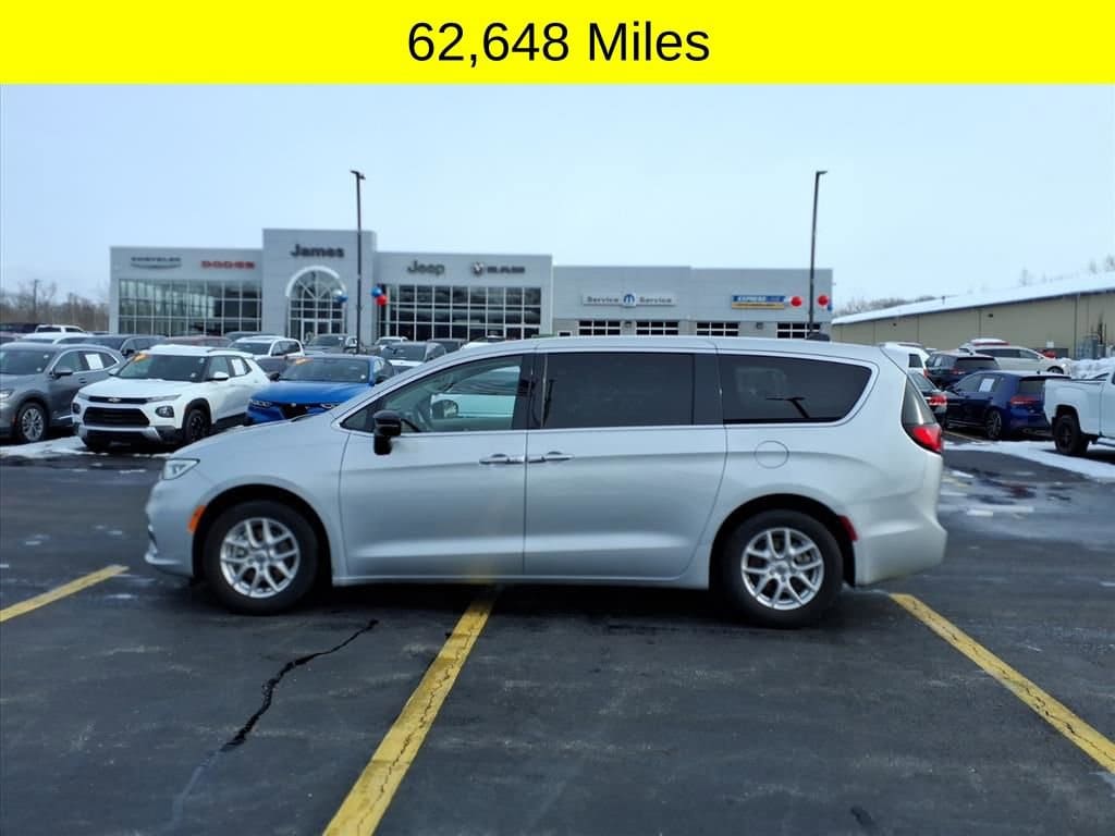 Used 2024 Chrysler Pacifica Touring L Van Passenger Van