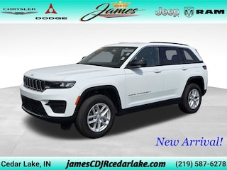 2024 Jeep Grand Cherokee Laredo SUV