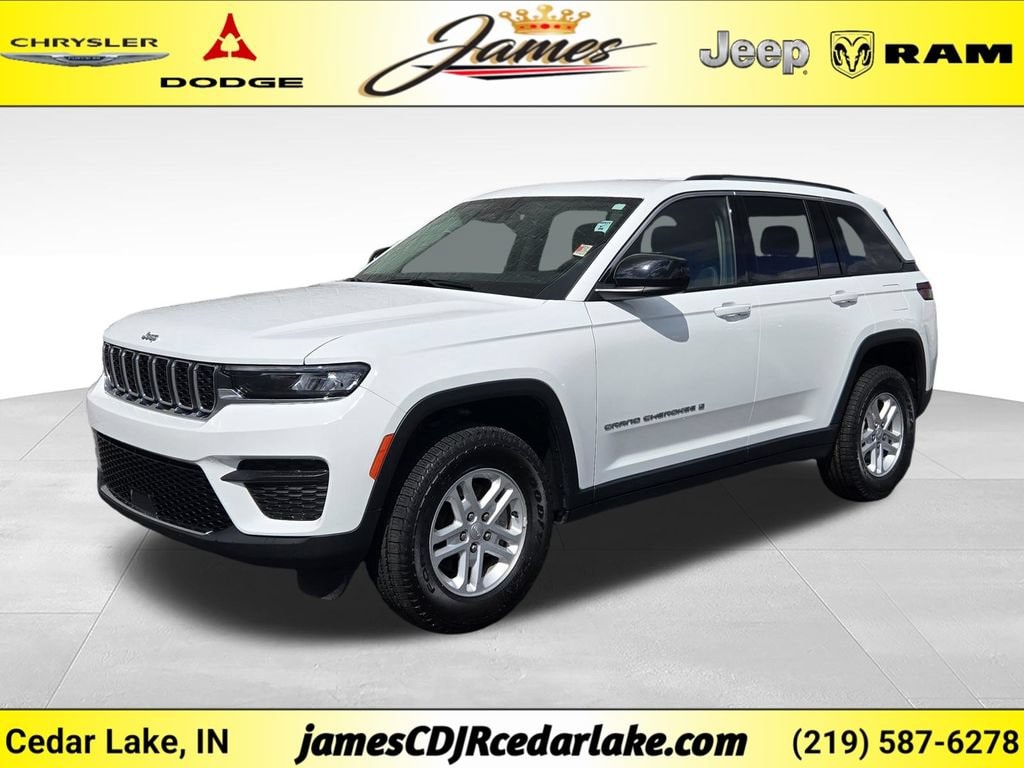 Used 2023 Jeep Grand Cherokee Laredo SUV