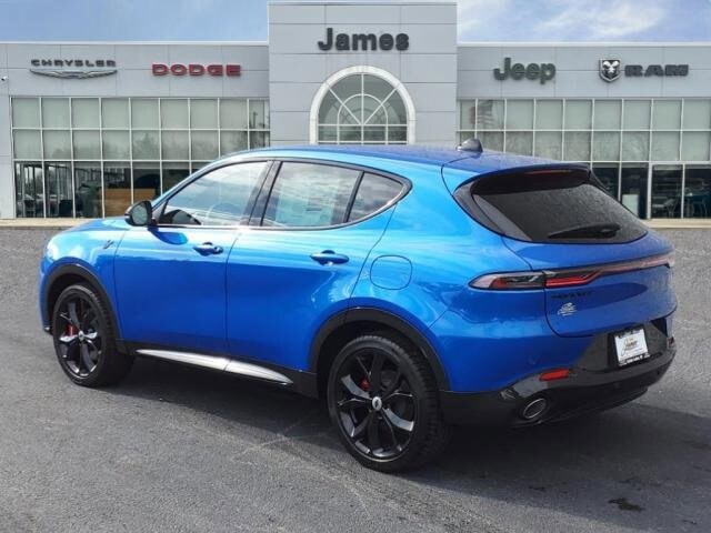 2024 Dodge Hornet R/T photo 3
